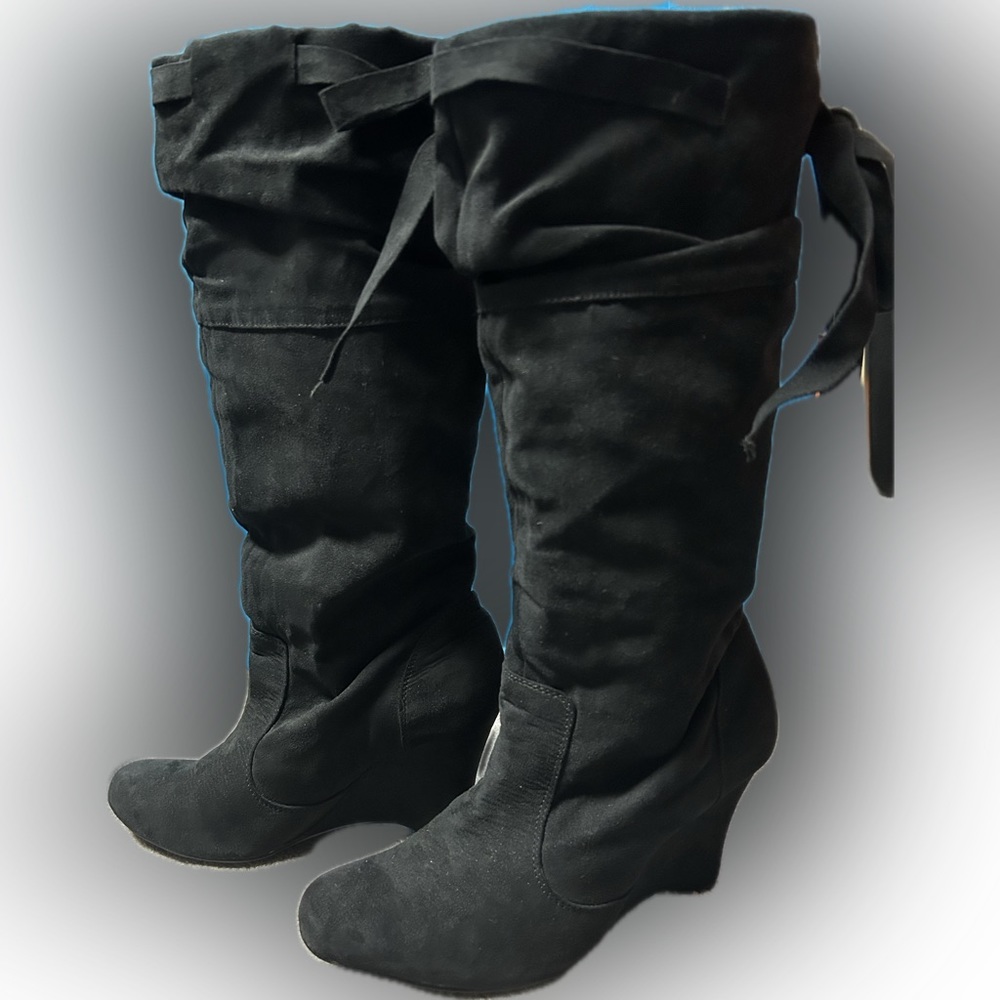 Women's Boots VIENNA Wedge Heel Black Microsuede with Ties sz 9.5 VICTOR ALFARO
